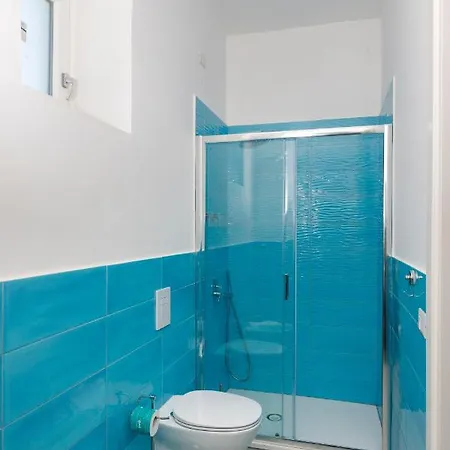Hotel La Casa Sul Faro 2*