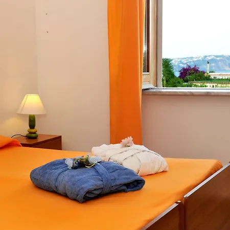 La Casa Sul Faro 2*