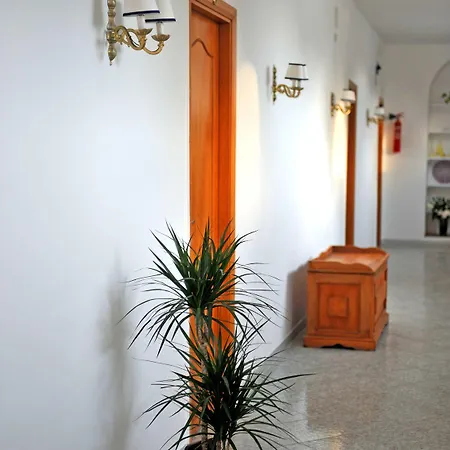 ホテル La Casa Sul Faro プロチーダ