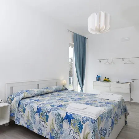 מלון La Casa Sul Faro 2*